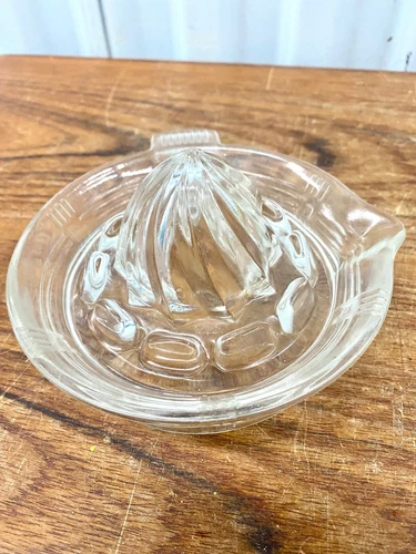 Vintage Hazel Atlas Depression Glass "Criss Cross" Orange Juicer Reamer