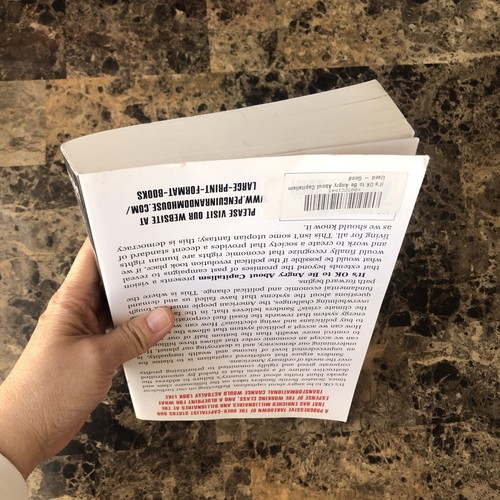 It's OK to Be Angry About Capitalism Bernie Sanders LARGE PRINT 2023 1st Printin - Bild 6 von 9