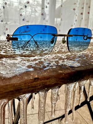 sapphire blue lens authentic cartier sunglasses gold arm cs  display picture 3