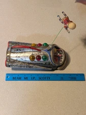 GEMINI X-5 SPACE SHIP WITH ASTRONAUT - VINTAGE TIN TOY - GREAT CONDITION