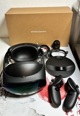 Meta Quest Pro 256GB VR Headset - Schwarz