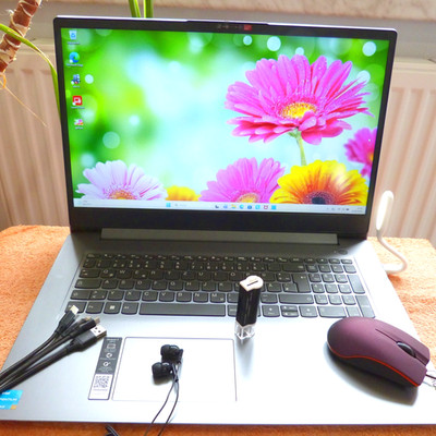 Lenovo ITL6 Ideapad 3 17 Zoll Intel GOLD I ULTRABOOK l Windows 11 SSD NVME  USBC