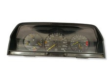 Mercedes-Benz 190 W201 1984 Benzin Geschwindigkeitsmesser Cockpit 87001169 80kW Mercedes-Benz 190 W201 1984 Benzin Geschwindigkeitsmesser Cockpit 87001169 80kW