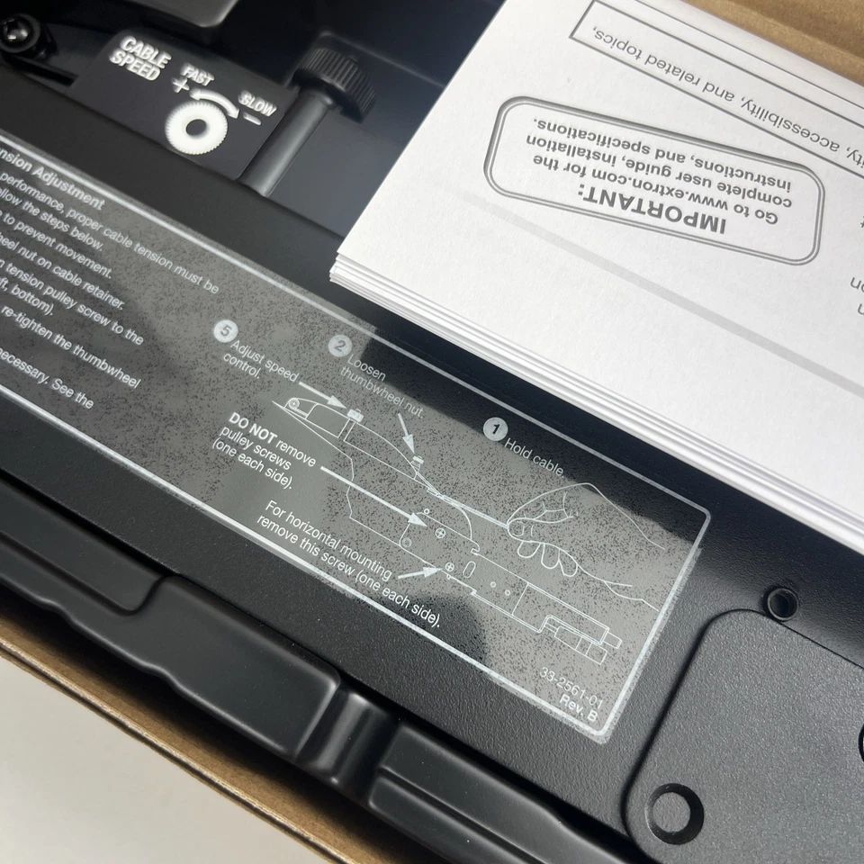 (BRAND NEW) Extron 70-1065-04 Retractor Series 2 HDMI Male to Male - Image 4 of 4