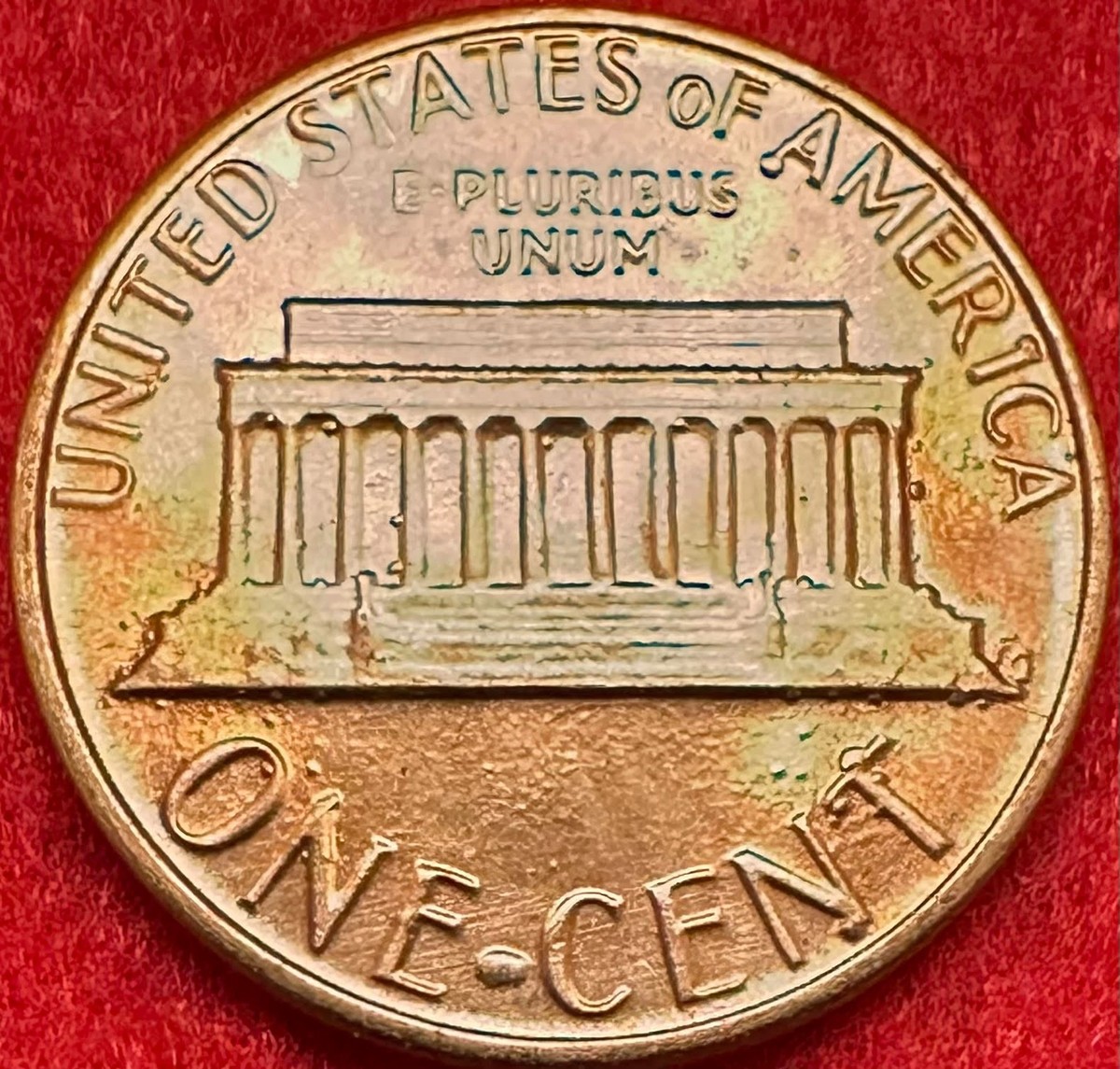 1982 - D DENVER MINT UNCIRCULATED LARGE DATE LINCOLN MEMORIAL