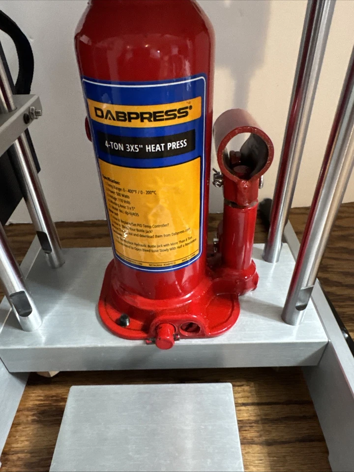DABPRESS 4-Ton Heat Press  With Manuals And Tested. - Image 3 of 4