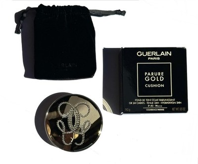 Guerlain Parure Gold Cushion Rejuvenating Radiance Foundation 14,5g 01 Pale Beig