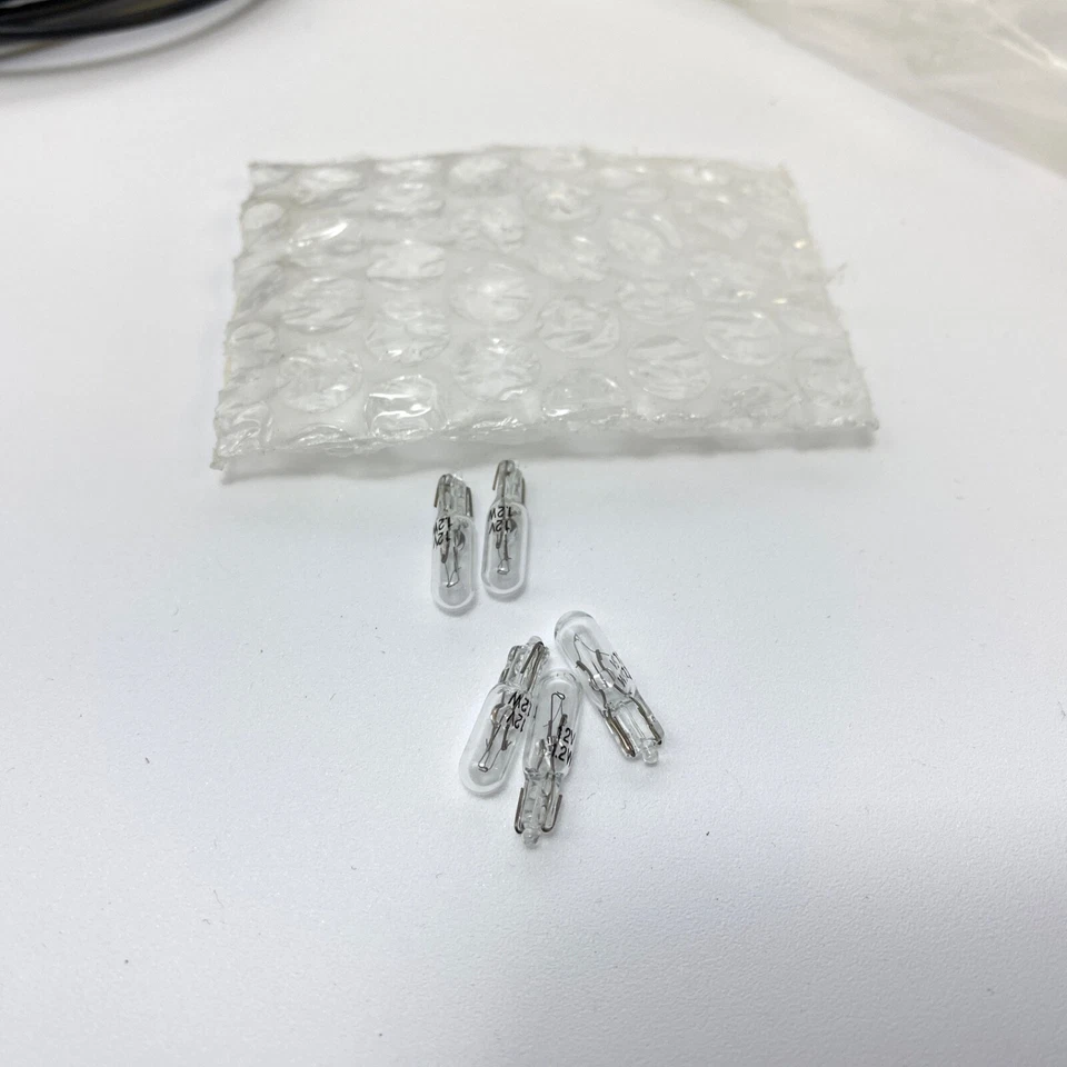 Incomplete Drag Specialties DS373720 Velocímetro Montaje en tablero 96-99 Harley Softail Foto 3 de 4