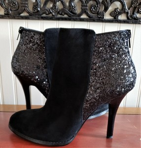 bcbg suede booties