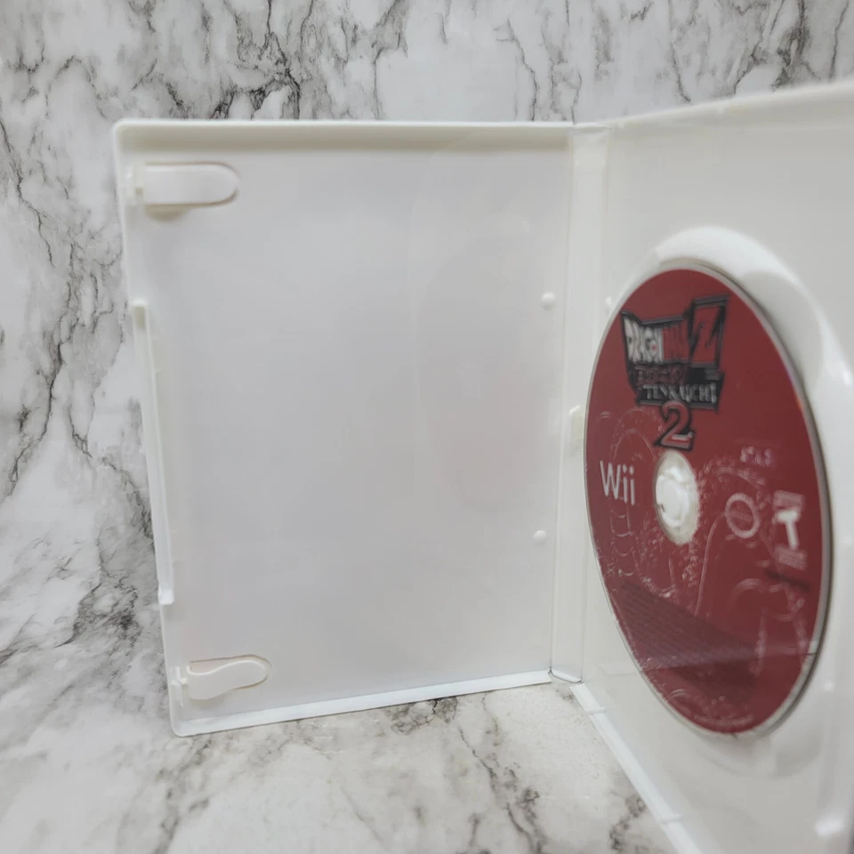 Dragon Ball Z: Budokai Tenkaichi (Nintendo Wii) - Image 2 of 4