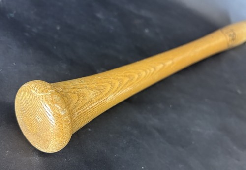 Vintage H&B Hillerich & Bradsby 9 Jackie Robinson League Leader Baseball Bat - Picture 6 of 10