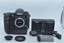 Nikon D4 838476