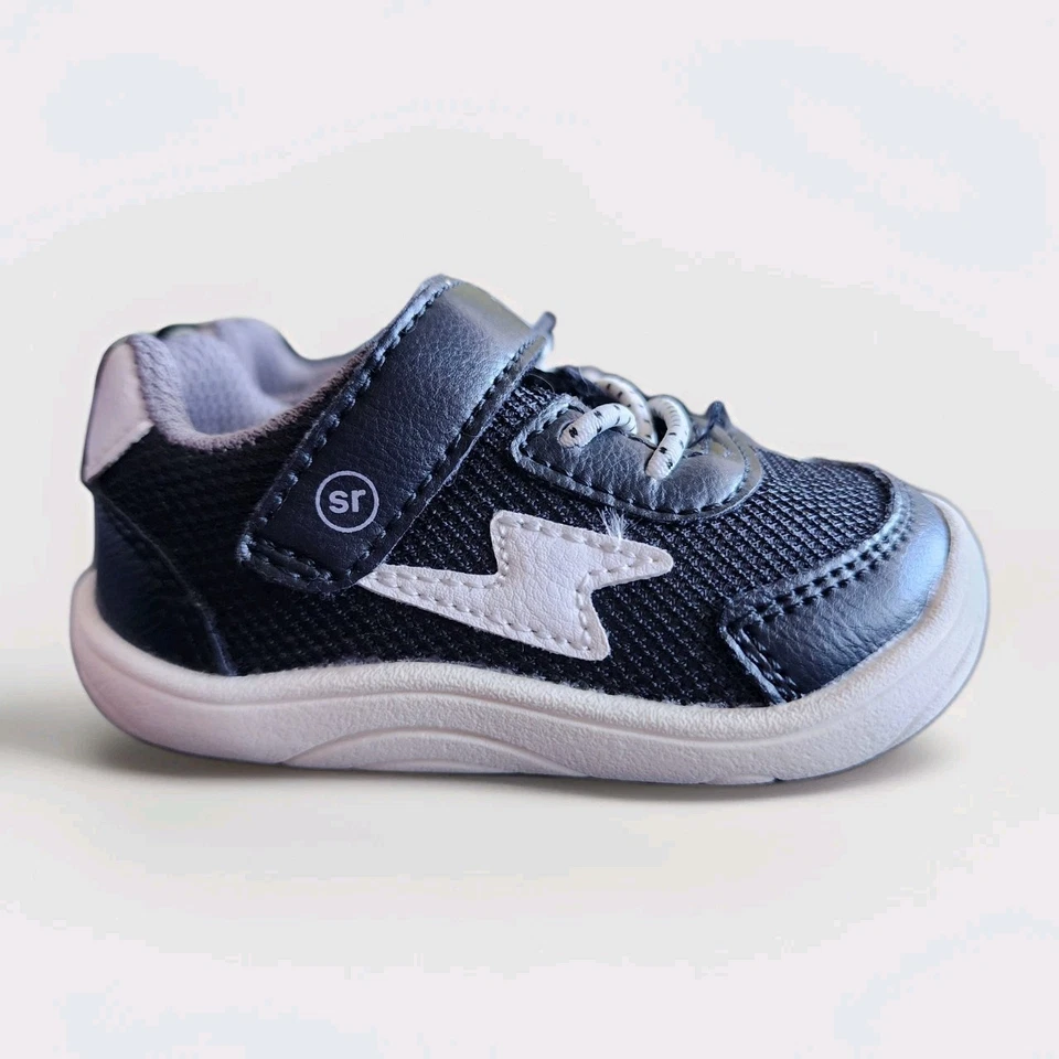 Surprize by Stride Rite 婴儿男孩 Dwayne 运动鞋 - 尺码 3 — 第 2/4 张图片