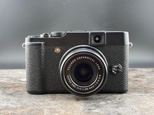Fujifilm X10 12mp Premium Compact Digital Camera excellent 0200