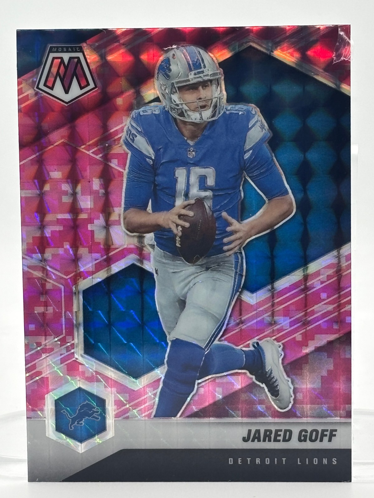 2021 Panini Mosaic #72 Jared Goff Camo Pink Mosaic Prizm
