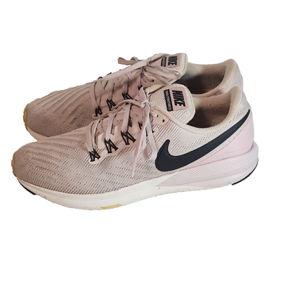 nike structure 22 womens