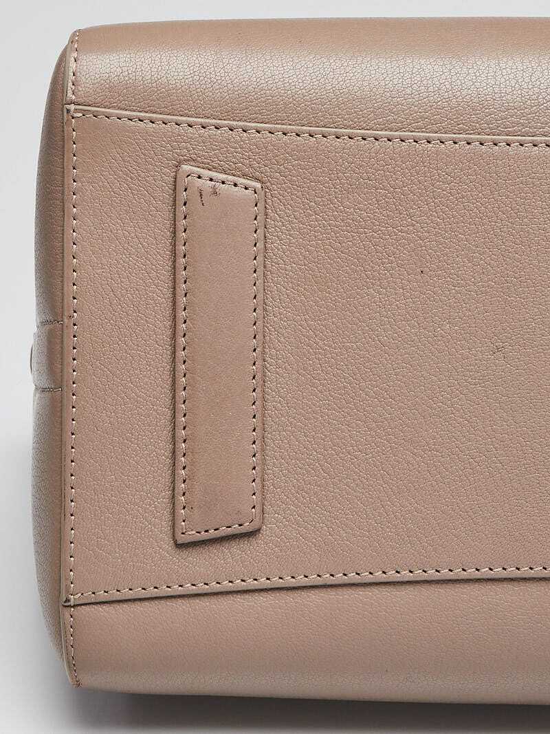 Givenchy Mastic Sugar Goatskin Leather Medium Antigona Bag image 5