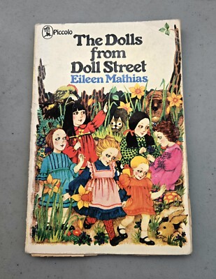 The Dolls From Doll Street by Eileen Mathias Vintage Pan Paperback 1976 Scarce
