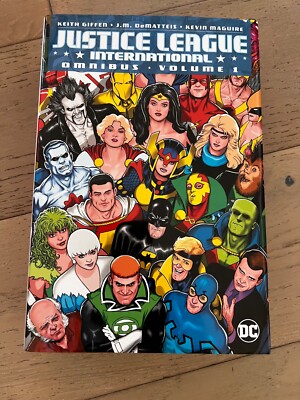 Justice League International Omnibus Vol. 1 (DC Comics December 2017)