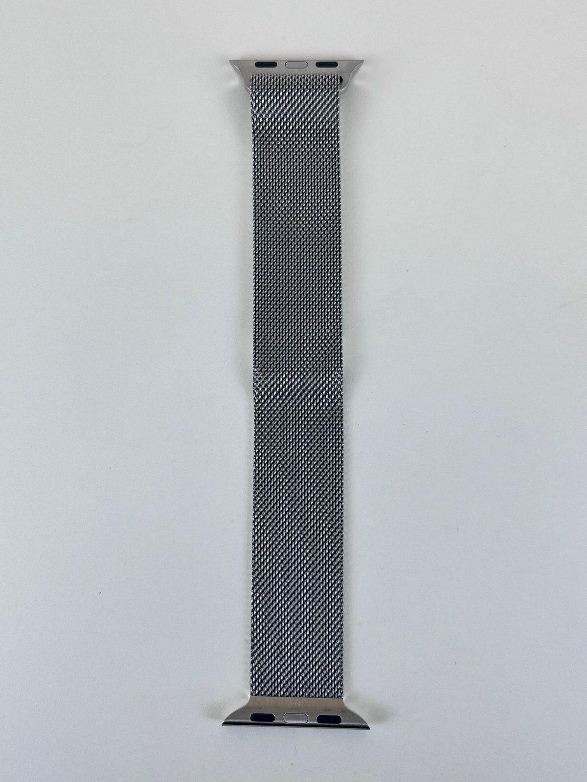 Apple Milanese Loop - 41mm - Silver - For Watch Series 10/9/8/7/6/5/SE - Used
