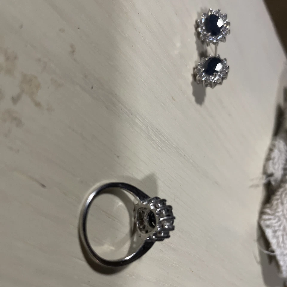 Anillo Art Deco 2ct Corte Ovalado Zafiro Azul Creado en Laboratorio Tono Oro Blanco con Pendientes Foto 3 de 3