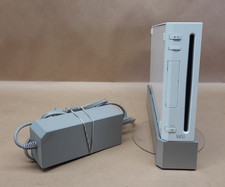 Nintendo Wii Console White RVL-001 GameCube Compatible Console w/ Power Cable
