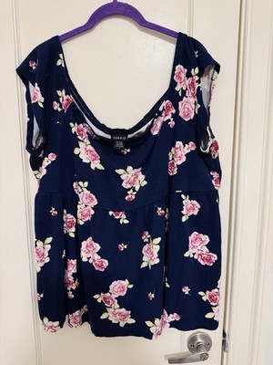 TORRID Size 3 Top 3X Navy Blue Pink Floral Rose Flutter Sleeve Babydoll Blouse