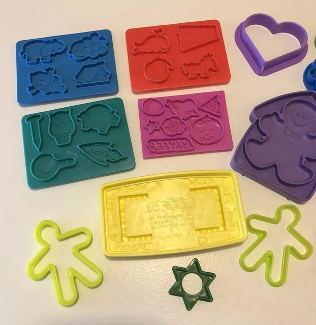 Play Doh Molds Holiday Xmas Tree Ginger Bread House Star Heart Cookie