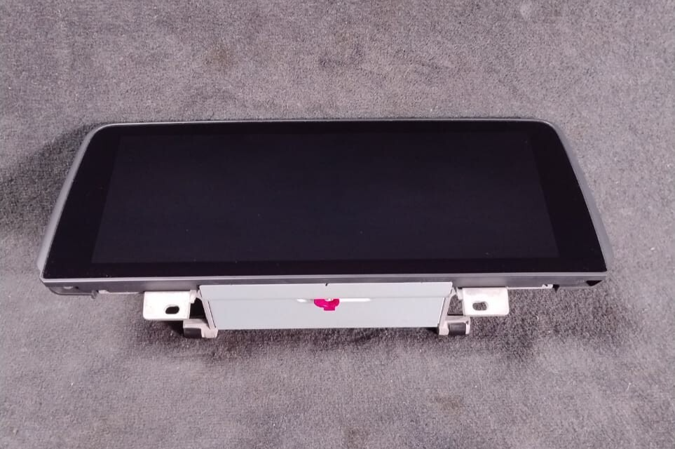 OEM  BMW G01 G02 X3M F97 X4M F98  RADIO  NAVIGATION SAT DISPLAY MONITOR 8715335