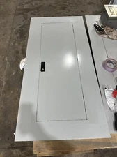 GE 225A MLO 120/208/240V 3PH 4W 42SP Indoor Panel Flush For THQB Breakers-CS935