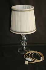 Lampe ancienne avec pied crist…