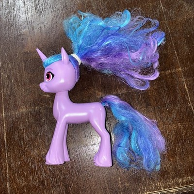 2021 Hasbro My Little Pony  8.5'' IZZY Moonbow Unicorn Purple Blue/Purple Mane