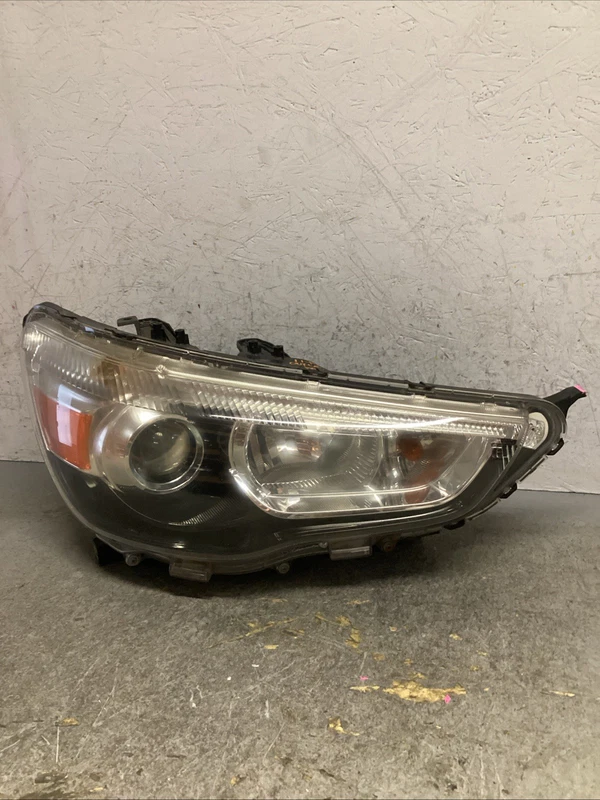 2011-2019 MITSUBISHI OUTLANDER SPORT RIGHT RH PASSENGER SIDE HEADLIGHT OEM