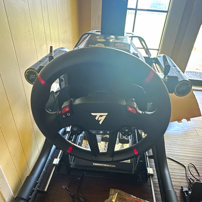 Thrustmaster T598 w/ race line pedals PS5/PC