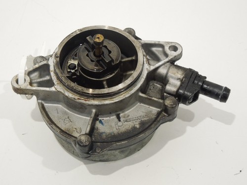 Audi A8 D3 4.0tdi Vakuumpumpe für Bremskraftverstärker 057145100