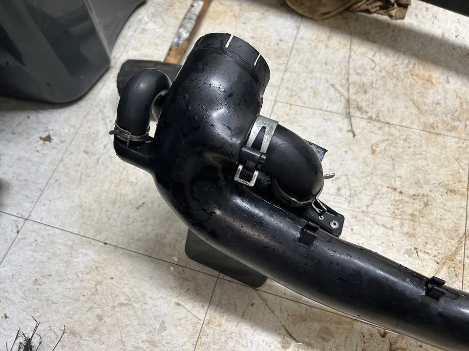 90-93 Mazda Miata NA6 MAF w/ complete OEM Air Intake Assembly AFM - Image 2 of 4