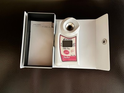 Atago PAL-10S Digital Hand-Held Pocket Urine Specific Gravity Refractometer-NIOB