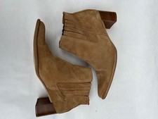 Essence TAN Suede Mid Block Heel WESTERN  Pull On BOOTS Size 7 / 40 WIDE