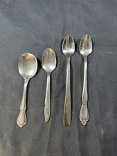 Vintage Lot 4 pc BABY CHILDREN TODDLER SILVERWARE Spoons Oneidacraft Oneida Rare