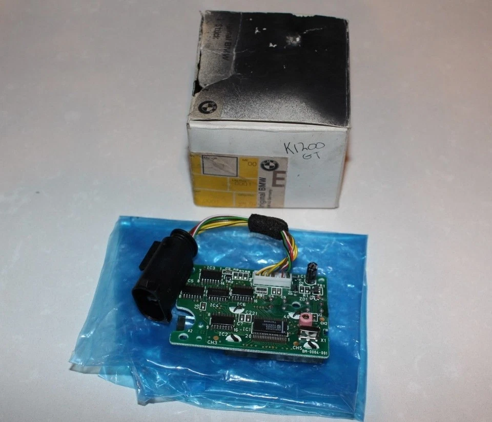 BMW Clock Gauge for K1200GT K1200 RS Dash Display - OEM PN 62 11 2 305 872 - Image 2 of 3