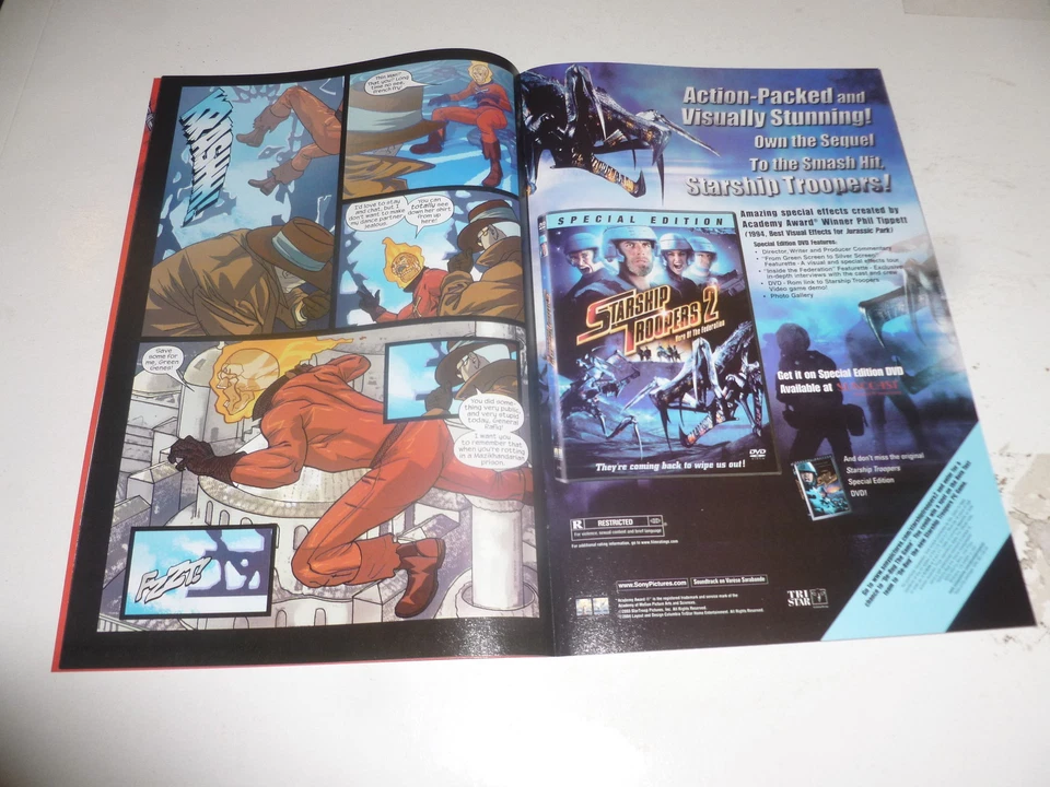 INVADERS Comic - No 1 - Date 08/2004 - MARVEL Comics - Image 4 of 4