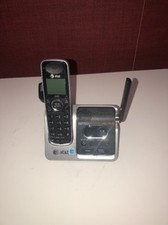 AT T Dect 6.0 Cordless Phone w/ Digital Answering System Model CL82350 w/ Cradle