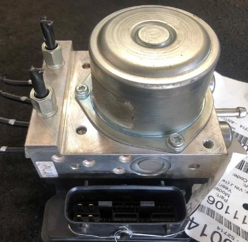 2012-2013 NISSAN ROGUE FWD ABS Anti-Lock Brake Pump Assembly GENUINE OEM - Image 4 of 4