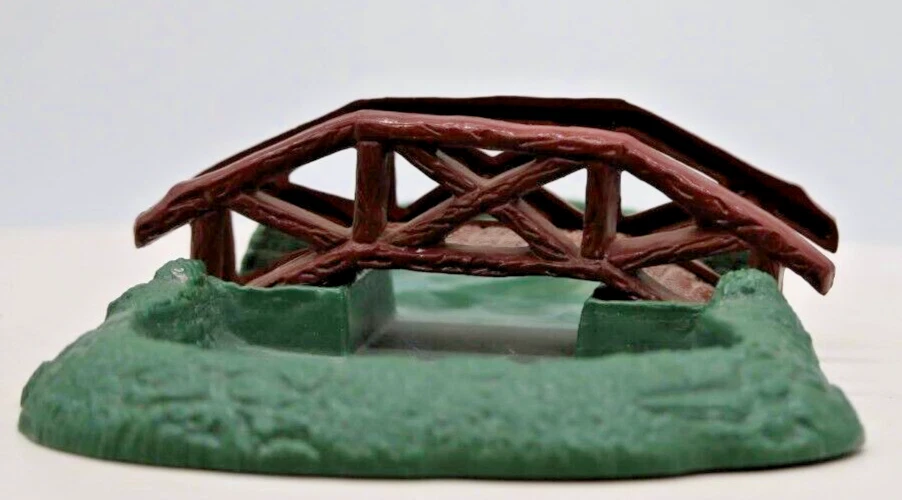 Vintage Plasticville Bridge & Pond Unit BL-2 O Ga Model Railroad Train RR Putz - Image 2 of 4
