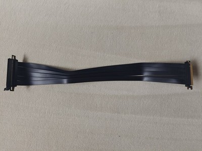 GLOTRENDS 600mm PCIe 4.0 X16 Riser Kabel für PCIe 4.0/3.0 GPUs, wie GeForce RTX