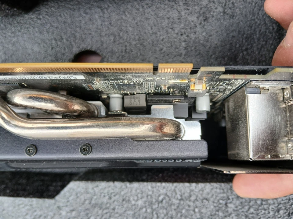 ASUS NVIDIA GeForce GTX 670 DirectCU II 2GB GDDR5 Graphics Card GPU - Image 4 of 4