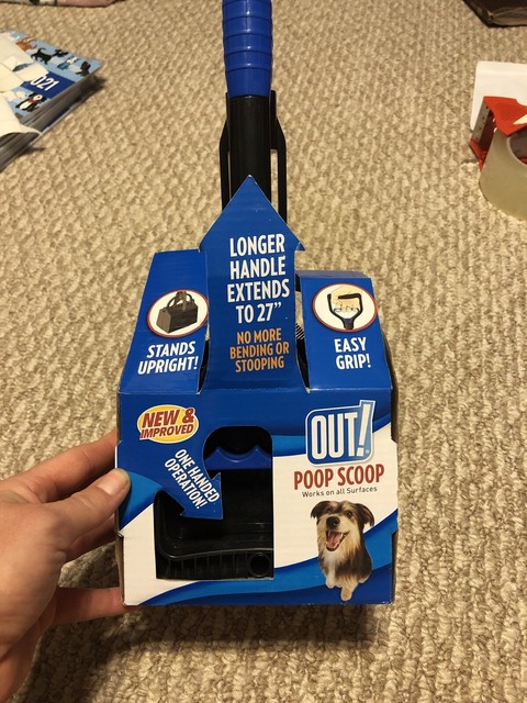 out one handed dog poop scoop