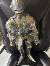 Large Vintage Articulated Medieval Knight Suit Armor Model 20th Century Nice!
