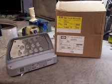 NEW HUBBELL 29 WATT 12 LED WALL PACK LIGHT 120/277 VAC  LNC2-12L-3K-070-4-U-GYS