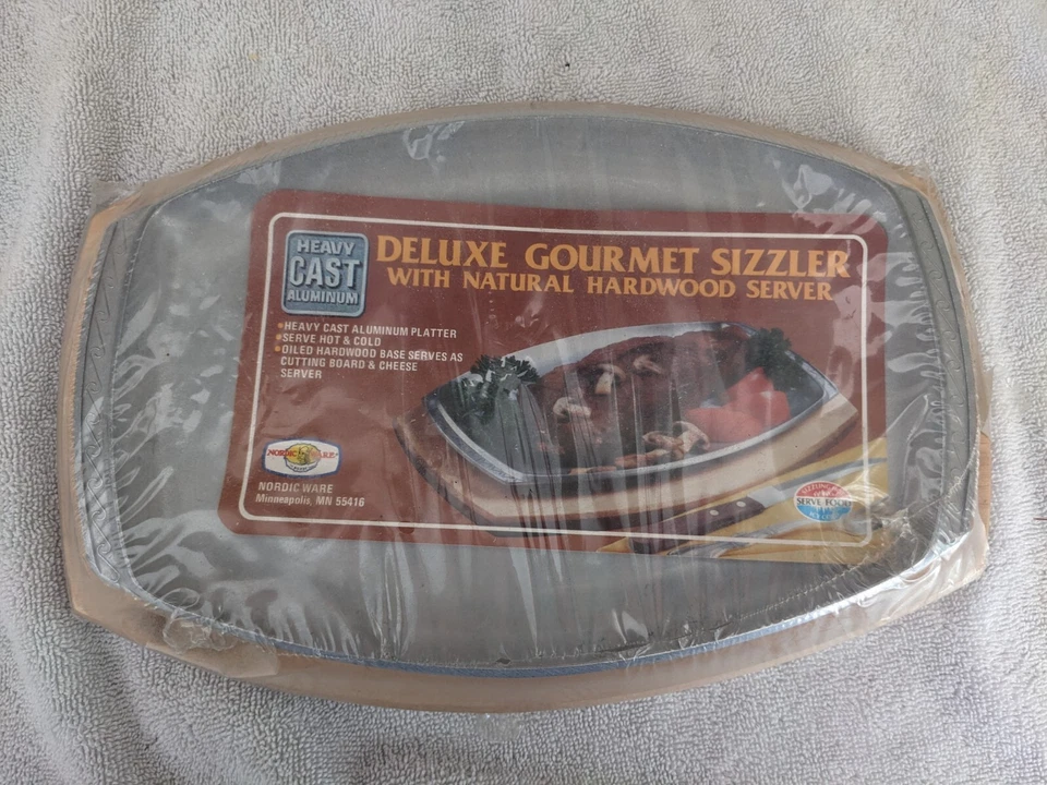 Set Of 3 Nordic Ware Aluminum Platter Wood Base Gourmet Sizzlers Fajitas Steaks - Image 2 of 3